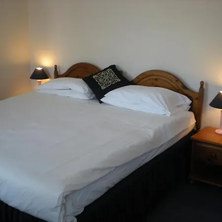 The Black Bull And 2*