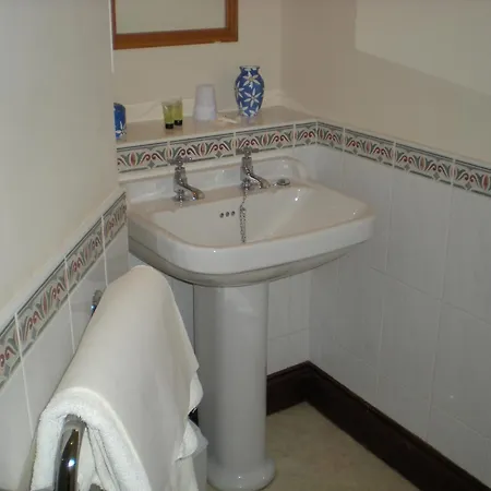 Zajazd The Black Bull And 2*