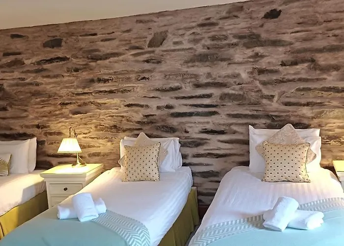 The Black Bull And 2* كونيستون